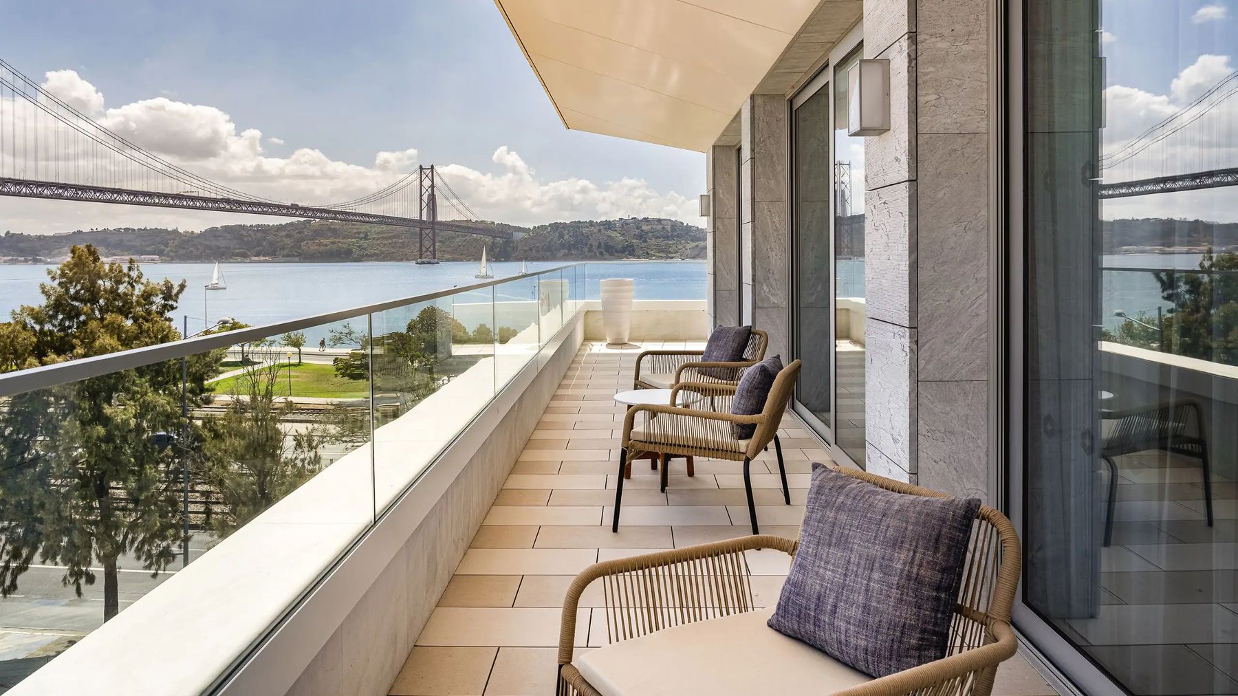 Apartamento T3 no Hyatt Regency Lisboa Residences